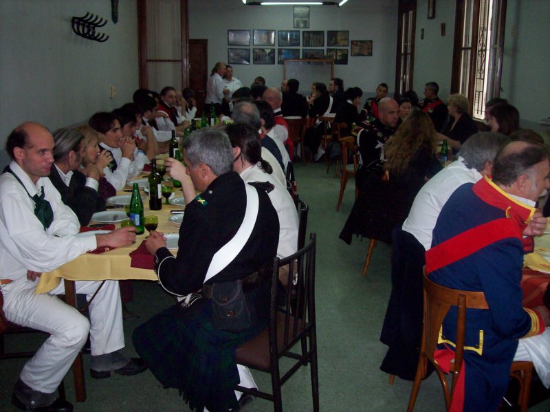 almuerzoenlasinstalacionesdelacasadecantabria.jpg